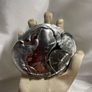 Charmant  Beverly Hills Silver Tone Cranes With Black Eyes Belt Buckle